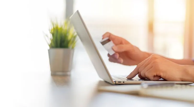 Puis-je me servir de ma carte prépayée sur internet ?